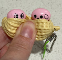 Load image into Gallery viewer, Peanut Fidget Keyring/Bag Charm