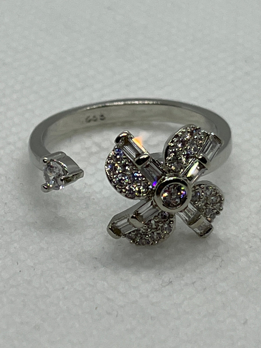 Rose and bee jewellery anxiety ring deals