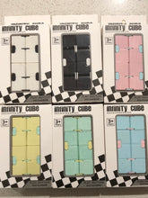 Load image into Gallery viewer, Infinity Cube