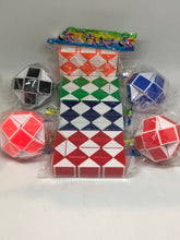 Load image into Gallery viewer, Snake Fidget Column