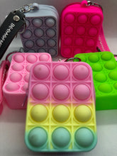 Load image into Gallery viewer, Seconds Silicone Pop Coin Purse Keyring