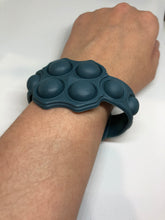 Load image into Gallery viewer, Pop-it Bracelet - Large