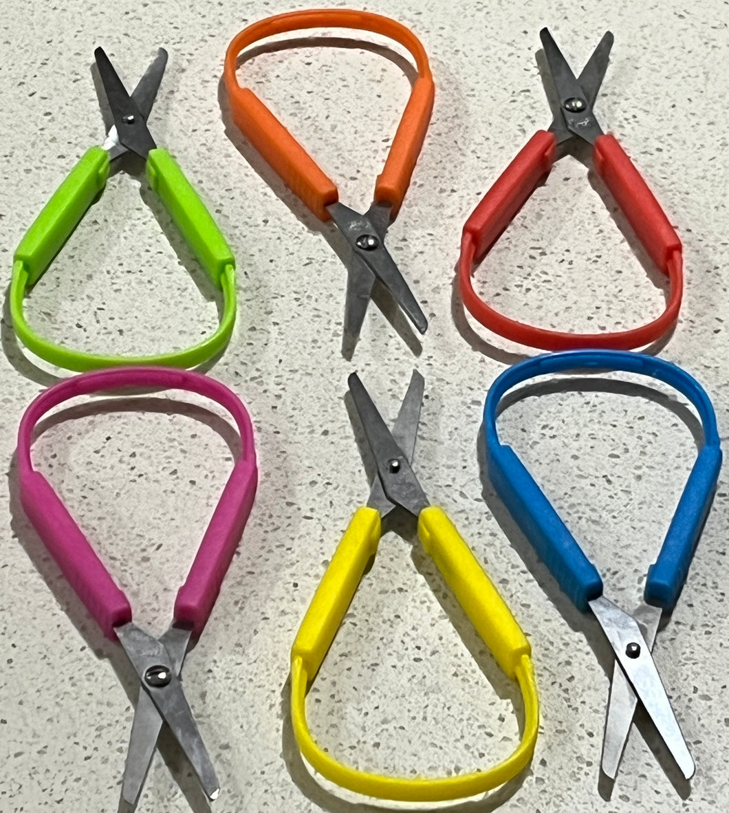 Adaptive Cutting Easy Grip Loop Scissors