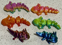 Load image into Gallery viewer, Small 3D Printed Articulated Animal Fidget Toy
