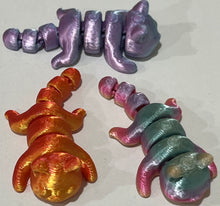 Load image into Gallery viewer, Mini 3D Printed Articulated Animal Fidget Toy

