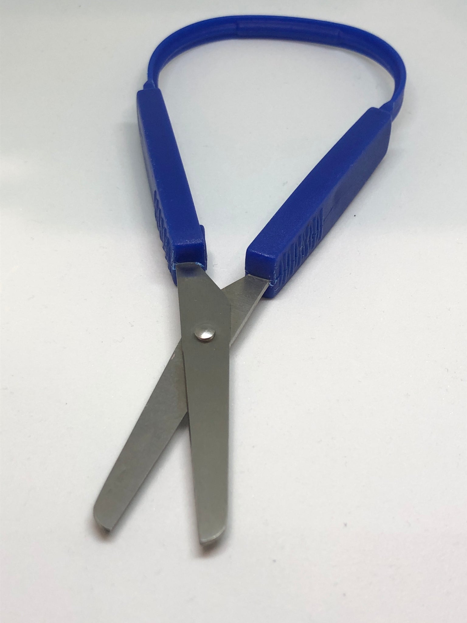 Adaptive Cutting Easy Grip Loop Scissors – Shelley's Sensory Shop